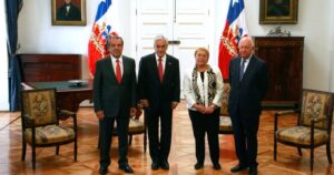 Mesa de la Convención decide invitar a ex Presidentes a ceremonia de entrega de propuesta de nueva Constitución