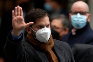 Boric defiende la reforma tributaria: 