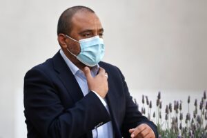 Ministro Ávila busca aclarar sus dichos sobre el receso: 