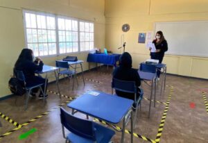 Contraloría: funcionarios públicos con hijos menores de 12 años podrán realizar teletrabajo