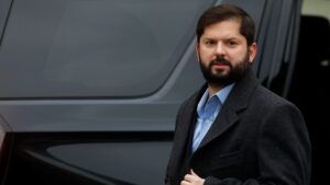 60% de desaprobación a gobierno de Boric: una cifra en línea con el Rechazo a nueva Constitución según encuesta Black&White