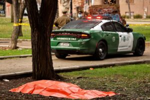 Investigan posible robo con homicidio tras hallazgo de cuerpo en Parque Forestal