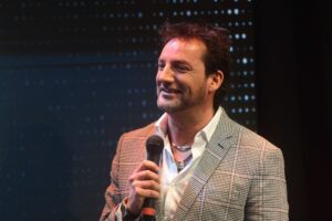 Ex-Huevo Fuenzalida fue sometido a un alcotest y grabó su reacción