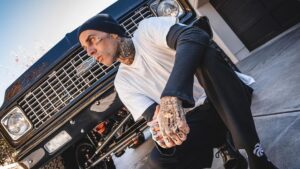 Travis Barker fue hospitalizado y publicó enigmático mensaje en redes sociales