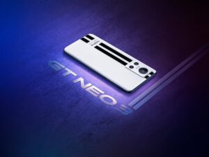 GT NEO 3: el nuevo celular de Realme de carga ultra rápida e inspirado en carreras de autos aterriza en Chile
