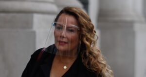 Tribunal Electoral admite requerimiento para que Cathy Barriga sea inhabilitada para ejercer cargos públicos