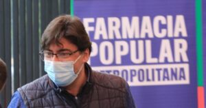 Jadue aclara que farmacias populares seguirán funcionando tras orden de liquidación forzosa de Achifarp