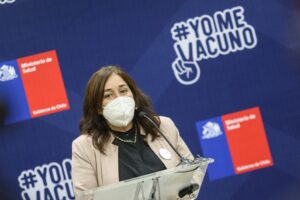 Minsal estima que cuarta dosis podría superar los seis meses de protección