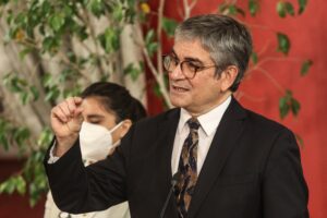 Ministro Marcel por críticas de Felipe Kast: 