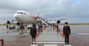 Senadores RN recurren a la Fiscalía Nacional por paso de avión de Conviasa