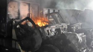 Ataque incendiario en La Araucanía dejó tres vehículos quemados