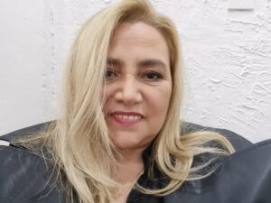 Latife Soto y su limpieza energética a Pamela Díaz: 