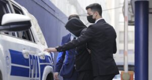 Fiscalía Nacional: personas extranjeras detenidas se disparó 355% en los últimos cinco años