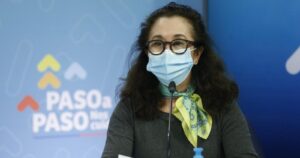 Salió de vacaciones, le usaron la oficina y luego la echaron: el testimonio de Cecilia González, ex jefa del plan de inmunizaciones