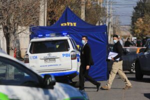 Dos hombres mueren baleados en un tiroteo en Lo Espejo