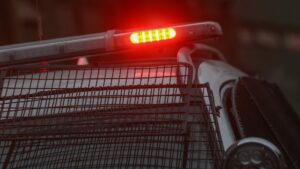 Conductor de aplicación fue apuñalado por delincuentes que robaron su vehículo en Puente Alto