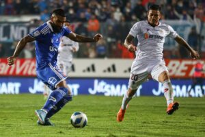 Comisión de Deportes aprobó prohibir publicidad de apuestas en el fútbol