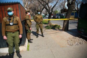 Delincuentes asaltaron a familia en Maipú: los maniataron y golpearon a un menor