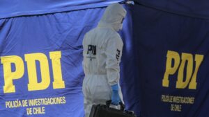 Indagan robo con homicidio tras hallar el cuerpo de un hombre en un clóset