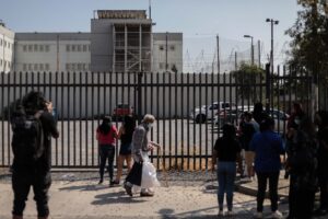 “Body scan”: piden explicaciones al Minsal por dejar a cárceles y Sename sin herramientas para detectar drogas y armas