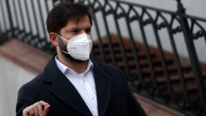 Cadem: leve alza del Apruebo en la semana que Boric anunció el IFE de Invierno