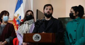 Movimiento posicional de Boric denota preocupación por un potencial jaque mate