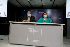 Mineduc defiende informe por deudores CAE: 