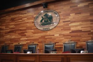 Oposición llegó al TC por parcelaciones: acusó a Boric de no promulgar ley