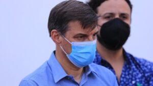 Charla sobre la nueva Constitución encabezada por Daniel Stingo terminó con 6 detenidos