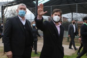 Boric condenó los incidentes en el Instituto Nacional: 