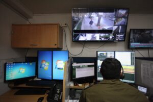 Mujer denunció agresión de su hijo simulando un pedido de empanadas