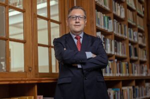 Nelson Vásquez asumió como nuevo rector de la Pontificia Universidad Católica de Valparaíso