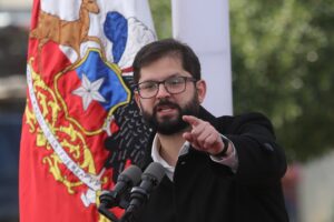 Boric defendió a Jackson tras polémicos dichos: 