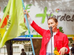 Política para Todos: Flavia Torrealba revela pacto del oficialismo para corregir la nueva Constitución si gana el Apruebo