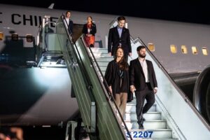 Presidente Boric llega a Colombia para participar del cambio de mando de Gustavo Petro