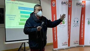 Minsal ordena sumario por seremi que aseguró que fue mandatado por Boric para apoyar el Apruebo