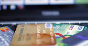 Endeudados y ¿confundidos?, cuando la información web no es suficiente