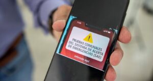 911 cumple 55 años y Chile comienza a vislumbrar su propio número único