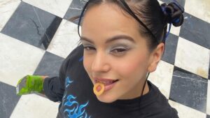 El tatuaje de Rosalía en medio de rumores de quiebre con Rauw Alejandro