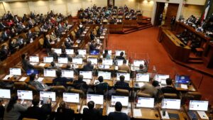 Los 78 diputados que deberán realizarse el test de drogas