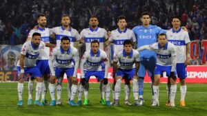 Cruzados criticó la aparición de la camiseta de Universidad Católica en la franja del Rechazo