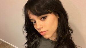 Quién es Jenna Ortega, la actriz que protagonizará la nueva serie sobre Merlina Addams