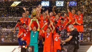 Selección chilena criticó uso de imágenes de la Roja en la franja del Rechazo