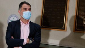 Macaya por redundancia de plebiscito de entrada: 