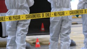 Joven quedó en riesgo vital tras escapar de asalto y ser impactado por bus del Transantiago