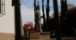 Carmelitas Descalzas cuestionan apoyo al Apruebo de sus pares de San José de Maipo: 