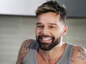 Ricky Martin celebra su regreso al primer lugar de listas de Billboard