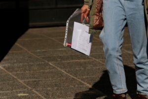 Santander entrega 100 becas para Preuniversitario Interactivo UC