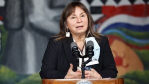 Presentan querella contra ex ministra Vega por presunta obstrucción a investigación contra Héctor Llaitul