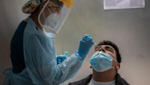 Balance COVID-19: Minsal reportó 4.659 casos nuevos y positividad del 10,27%